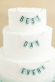 Make your own printable cake toppers for topping birthday cakes! Adorable Free Printable Mini Alphabet Banner