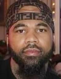 Kenny Mcleod's Instagram, Twitter & Facebook