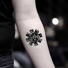 Many red hot chili peppers' fans around the world had the very same tattoo done on their own wrists or elsewhere on their bodies. 21 Rhcp Tattoo Ideen Songtexte Red Hot Chili Peppers Musik