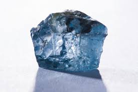 They are among the rarest colors in the color diamond family. Blue Diamonds Wiki All There Is To Know Naturally Colored
