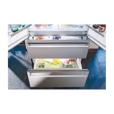 It boasts a massive 471 litre capacity, meaning it'll easily hold up to 26 shopping bags filled with meats, drinks and tasty frozen treats for the kids. Liebherr Cbnes 6256 25 Koelkast Met Vriesvak Nu Voor 4799 Expert Nl