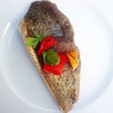 Turbot Sauvage Roti Menubistronomique Turbot Poissonfrais Tapenade Piquillos Toulouse Food Foodista Pornfood Cuisine Yummy Cook Food Steak Meat
