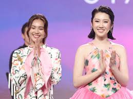 Châu bùi ngượng ngùng khi được gọi là chị dâu. Thuy Ngan Thuy Dung Máº·c Gá»£i Cáº£m Lam Mc Cung Tráº¥n Thanh Ngoi Sao