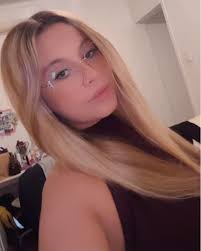 LAURA LAMPERT VITOLA