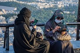How muslim millennials are looking for love. One Year On Muslim Women Reflect On Wearing The Niqab In A Mask Wearing World