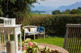 Urlaub am see als gäste unterkünfte, wie ein apartment, eine wohnung, ein haus, ein zimmer oder eine villa am gardasee mieten. Ferienwohnung Chiemsee Ferienhaus Chiemsee Mieten Schlusselzeit Ferienwohnungen