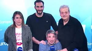 Dans cet entretien, la journaliste belge, animatrice avec ses compères alex vizorek et guillaume meurice de l'émission satyrique «par jupiter !» n'a pas hésité à attaquer frontalement certains médias français. Matthieu Noel A Un Message Pour Charline Vanhoenacker