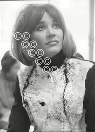 35962728-Actress Julia Lockwood Julia Lockwood born Margaret Julia Leon; 23  August 1941 is a British actress. She was born in Ringwood, near  Bournemouth, in Hampshire, the daughter of British film