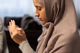 Sebagai wanita tidak perlu bersedih, haid merupakan anugerah dari allah untuk kaum wanita. Ramadhan 2021 5 Amalan Yang Dapat Dilakukan Oleh Wanita Haid Selama Bulan Ramadhan