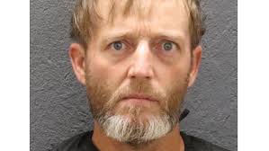 Police: Seneca man accused of hitting woman with beer can