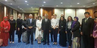 Constitutionally, however, the official language of malaysia is malaysia, but the government from time to time refers to it as malaysian. Helping To Improve English Standards In Malaysia Cambridge Assessment