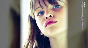 Bekanntheit erlangte die französin damals als 'das schönstes mädchen. Fruhstucksfernsehen Video Erinnert Ihr Euch Noch An Das Schonste Madchen Der Welt Das Macht Sie Heute Sat 1