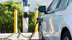A budapesti gazdasági főiskola külkereskedelmi szakán végzett, majd európa legnagyobb felsőoktatási. Hol Adjak El A Legtobb Elektromos Autot A Vilagon Egy Abran A Valasz Portfolio Hu