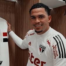 #spfc | 369.5m people have watched this. Luciano Spfc Explore Tumblr Posts And Blogs Tumgir