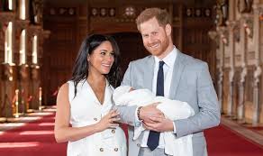 Im zentrum steht damals wie heute ein aufsehen erregendes interview. Meghan Markle And Harry S Son Archie To Grow Up As American Child With American Accent Royal News Express Co Uk