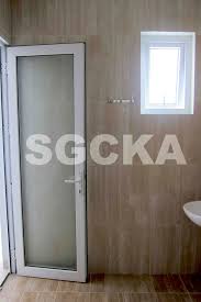 Kaca jenis ini tidak dianjurkan untuk eksterior bangunan bertingkat karena rendahnya kemampuan menahan panas dan sinar matahari. Jual Jendela Jungkit Pintu Swing Kaca Es Upvc