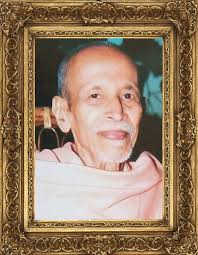 ShyamVeerSingh Bargad trees are said to be immortal . Peepal Tree emits out  life giving oxygen throughout 24 hours . Sages in scriptures were  exceptionally visionary and brilliant . At the age