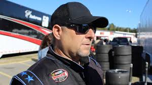 Mike Darne Dominates for Caraway Victory