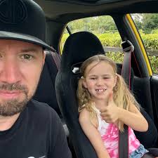 Fuel voltage settings for Evo fuel tank capacity. Which is better, blue or  black?