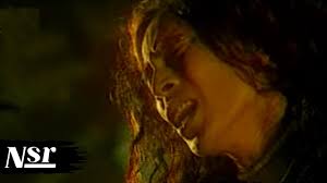 Download lagu takan sendiri lagi mp3 gratis dalam format mp3 dan mp4. Amy Search Tiada Lagi Official Music Video Youtube