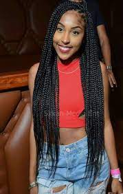 Perfect Box Braids In 2020 Box Braids Hairstyles Braided Hairstyles Hair Styles