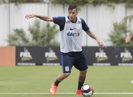 Arana (born 14 april 1997) is a brazilian footballer who plays as a left wing back for brazilian club atlético mineiro, on loan from sevilla fc. Guilherme Arana Brinca Com Canetas E Diz Que Tentara Drible Na Decisao Nd