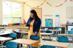 7 Ways to Get Free Teacher Supplies | Quill.com