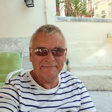 Hello, looking for advice about Christmas shopping in Axaravi. I would like  to buy wrapping paper and Christmas lights that are battery operated. Any  ideas? I've been to Lollas but no Christmas