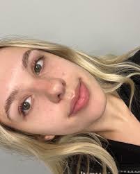 Lyss❤️‍🔥🍒🍷💋 (@alyssablackburnn) • Instagram photos and videos