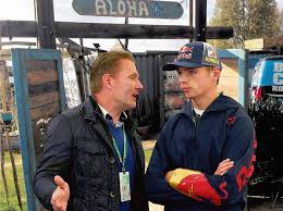 Mit beginn der neuen saison hatte max eine neue freundin: Formel 1 Das Wilde Liebesleben Von Max Und Jos Verstappen Express De