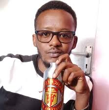 Aaron Wan-Bissaka added a new photo.