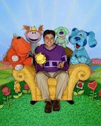 meet blue s baby brother in puppyville there s a golden thinking chair with handy dandy notebook flowers blue s clues old tv shows blues clues