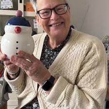 In 1960 ben ik voor 6 weken naar een vakantiekolonie gestuurd, De Reggeberg  in Hellendoorn. Ik was een bleekneusje uit Rotterdam. Mijn ouders kregen  een brief dat ze niet op bezoek moesten