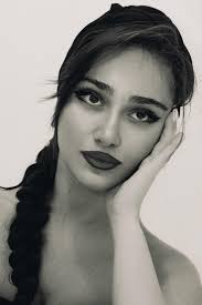 Hello, I'm photographer from Georgia 🇬🇪❤️ I want to share with you my  photography Instagram: anjelikaphotographer