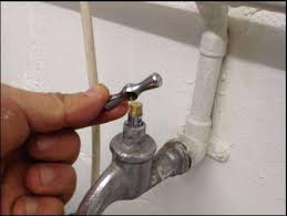 Als ich den schlauch abmachen wollte ist mir eingefallen, dass der wasserhahn irgendwie überdreht ist und ich ihn dementsprechend nicht mehr zudrehen kann. Wasserhahn Fur Waschmaschine Austauschen