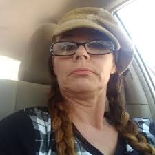 Lakesha Bradford's Instagram, Twitter & Facebook