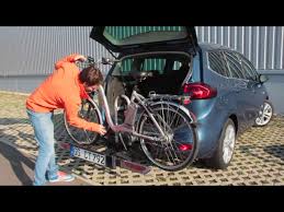 Opel Radtraeger Ausfahren Und Beladen So Geht S Youtube