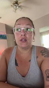 Lacey Hendrickson Xo