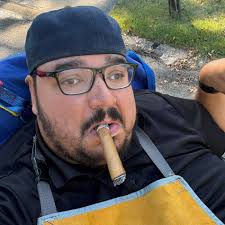 Can somebody fix a leak in a tub faucet?