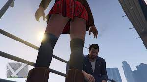 Nice sexy view under Tracey de Santa skirt - YouTube