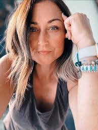 Gale Stein's Instagram, Twitter & Facebook