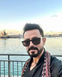 Sunsets, Sea breeze, and Soulful vibes 🌊✨ Greetings from the heart of Port  Louis, the Capital of Mauritius 🇲🇺 ❤️ #poojatushar #tusharbhatt  #mauritius #mauritiusmagic #portlouis #islandlife #we #selfie #nofilter  #outdoors