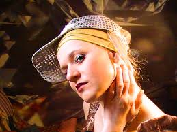 Ve slamu je ženskejch málo. Ale proč by jich tam mělo bejt hodně?