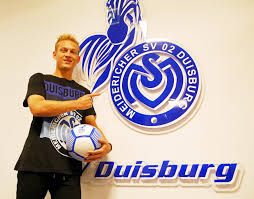 Fussball aufnaher patch fussball msv duisburg d 8cm from www.patchdevil.com msv duisburg aufkleber sticker 6 logos wappen. Max Jansen Wird Ein Zebra Will Viele Siege Und Unvergessliche Momente Msv Duisburg