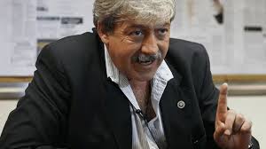 Buzzi contra la fiscalización del ganado: "El único sentido que va a tener  un chip de la AFIP es recaudar"