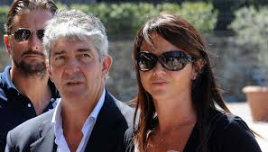 Tutto quello che si sa sulla moglie del celebre conduttore e sulla loro grande storia d'amore. Sempre Paolo Rossi La Moglie Rose Rosse Per Le Nostre Figlie