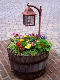 50 Brilliant Front Garden And Landscaping Projects You Ll Love Outdoor Planters Backyard Landscaping Designs Diy Garden Projects