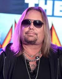 NIKKI SIXX Reveals Why MÖTLEY CRÜE Didn't Play At OZZY OSBOURNE's Farewell  Show