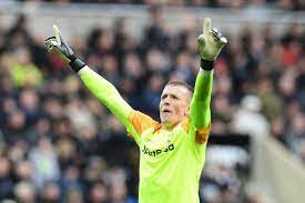 Jordan pickford saves colombia's fifth penalty from carlos bacca to finally put england in charge in the not all people capable of flying through the air, arms outstretched to produce a moment of. Newcastle Fans Up In Arms After Evertons Jordan Pickford Avoids Red Card Everton Red Card Newcastle