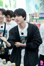 이런 거 가지고 걱정하고, 제작진 욕하고. Jin Vlive Ch Run Bts Ep 53 Behind The Scene Kim Seokjin Seokjin Bts Jin